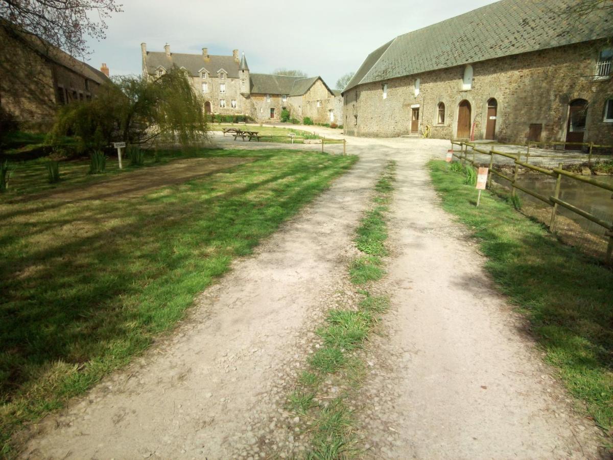 Elevage De La Hurie Saint-Nicolas-de-Pierrepont Esterno foto